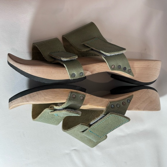 TRIPPEN Sz 36 Clogs Leather Wooden Soles Open Toe Slip On Slides Sandals - Picture 7 of 10